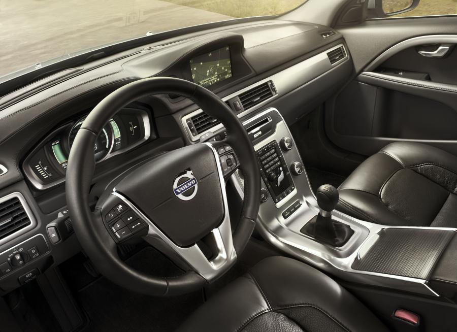  Volvo V70 2014 года  (фото 3 из 7)